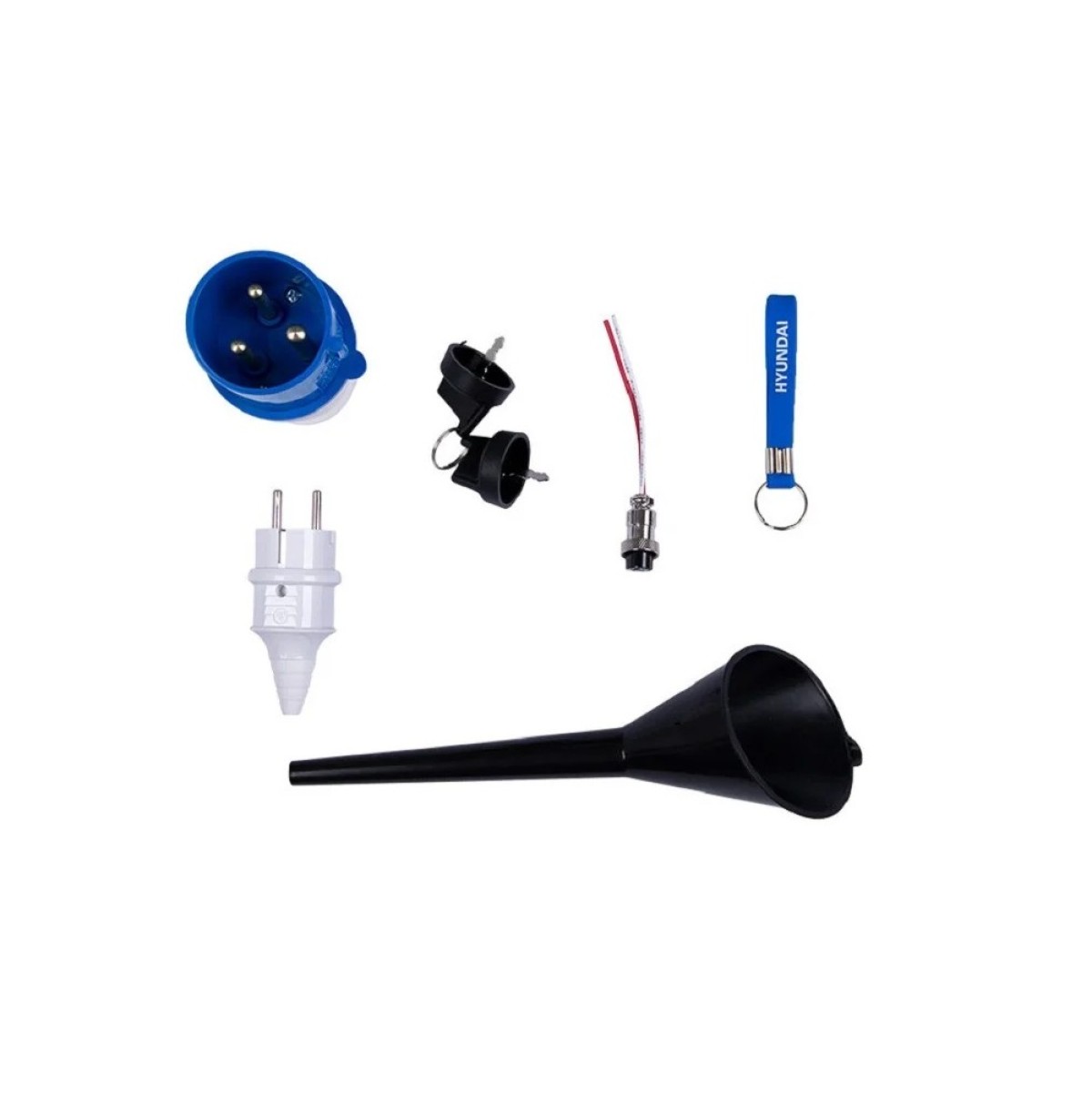 Zubehörset mit blauem CEE-Stecker, Schuko-Stecker, zwei Schlüsseln, Anschlusskabel, Schlüsselanhänger und Einfülltrichter.