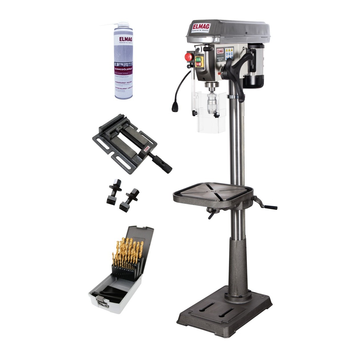 Ständerbohrmaschine mit verstellbarem Tisch und Bohrschutz; daneben Schraubstock, Bohrersatz im Kasten, zwei Spannpratzen und Dose Schneidölspray.