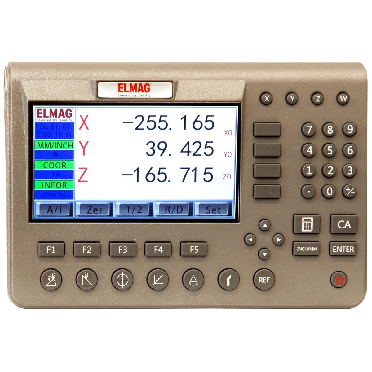 ELMAG-Digitalanzeige mit Farbdisplay, Koordinatenwerten für X, Y und Z sowie Zahlen- und Funktionstasten.