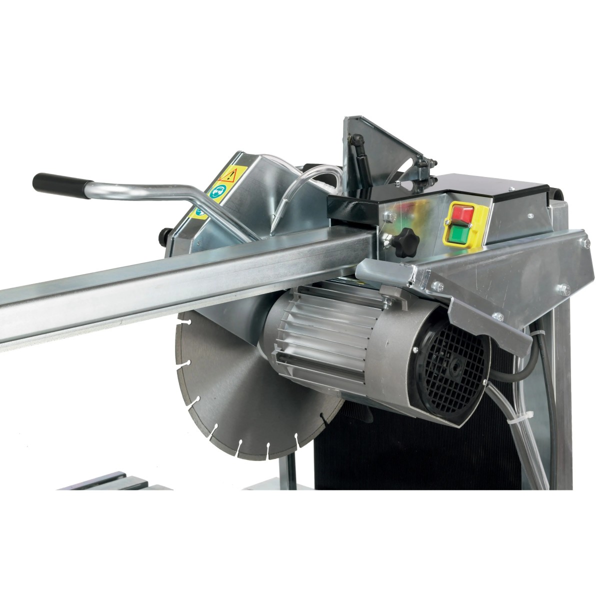 Steintrennmaschine STM 1300/350 K Nahaufnahme einer Steintrennmaschine mit Diamanttrennscheibe, Elektromotor, Führungsschiene und Ein-Aus-Schalter.