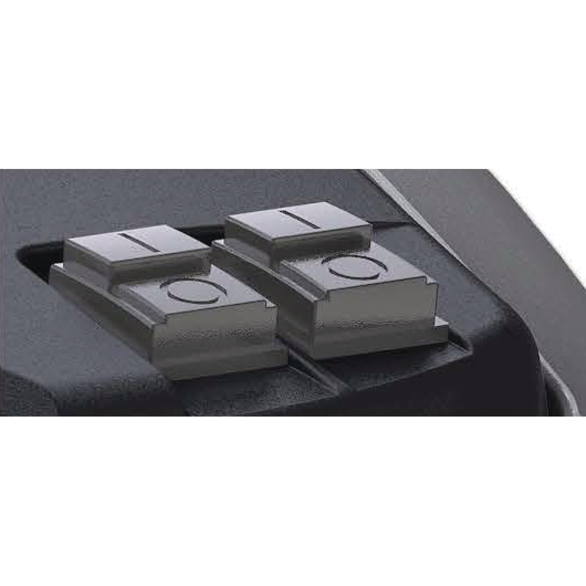 Heißwasser-Hochdruckreiniger HDR-H 48-15 Detailansicht der Bedienelemente des Hochdruckreinigers mit zwei großen Kippschaltern für Ein- und Ausschalten.