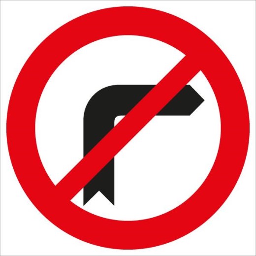 Verkehrsschild mit rotem Kreis und rotem Schrägstrich über schwarzem Pfeil nach rechts